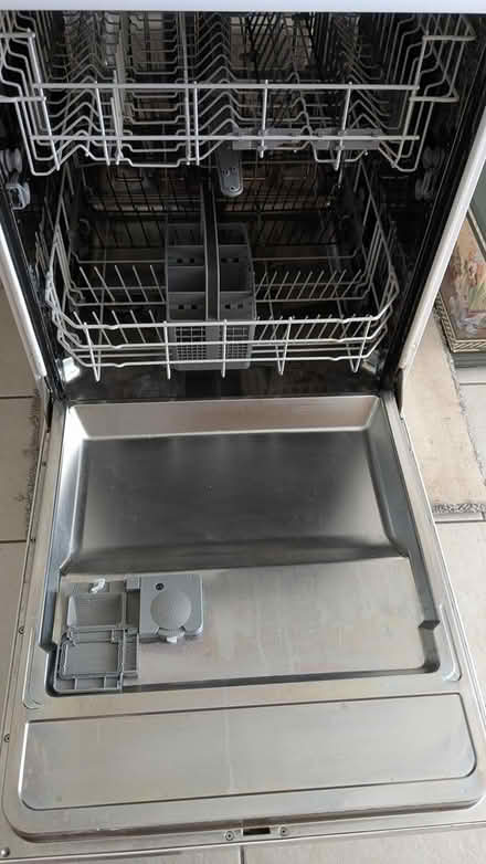 Photo of free Beko dishwasher (Whitwick. LE67) #3