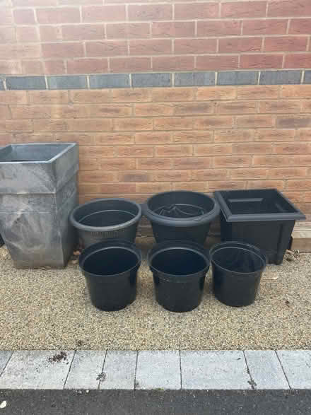 Photo of free Selection of plastic plant pots (Northampton) #4
