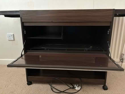 Photo of free Philips Hostess Trolley (CH46) #3