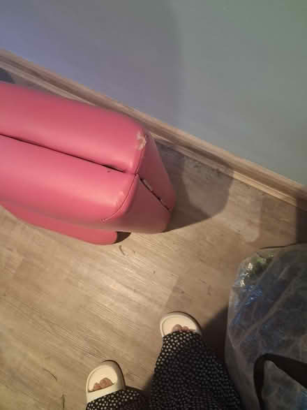 Photo of free Massage table (HX6 Sowerby bridge) #2