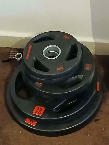 Photo of free Strongway Weight bench and Weight sets (Springburn G21) #3