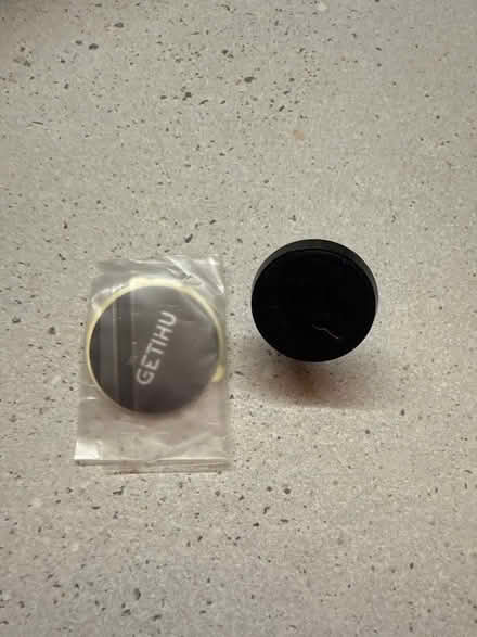 Photo of free Magnetic car phone mount (Sarisbury Green SO31) #1