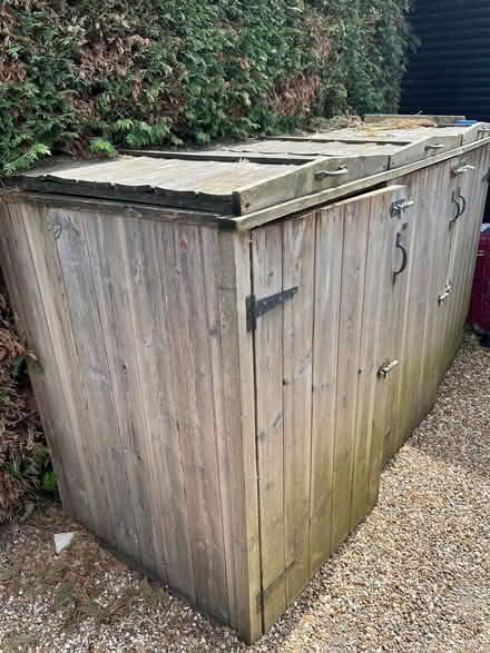 Photo of free Wheelie bin store for 3 bins (Richings Park SL0) #2