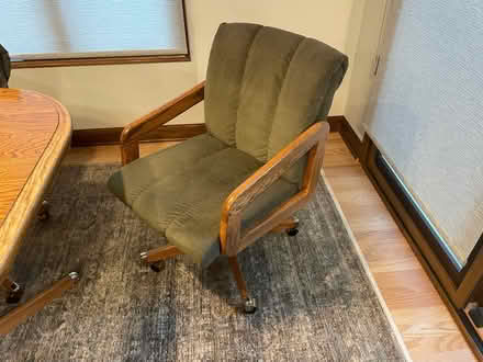 Photo of free Dinette table (Darien) #1
