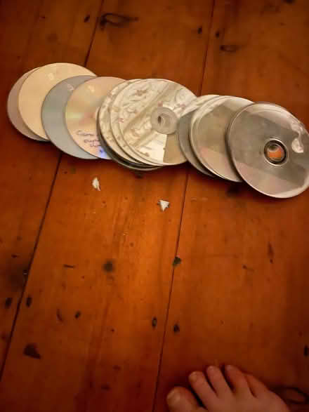 Photo of free Old cd’s (Seaton EX12) #1
