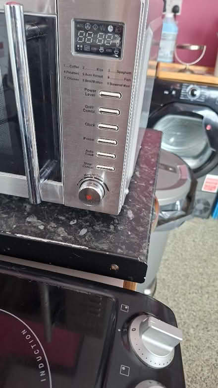 Photo of free Microwave. (Gillingham ME7) #1