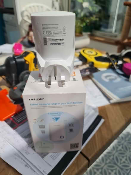 Photo of free WiFi Range Extender, TP Link 2.4 & 5ghz (CT2) #2