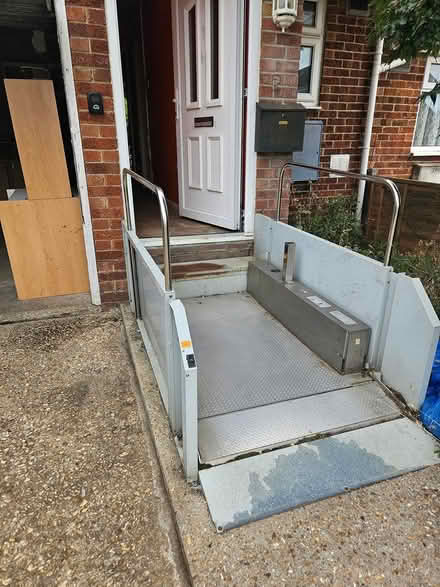 Photo of free Two electric lifts (Fareham) #1