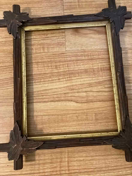 Photo of free Wooden frames-pic/photo & floral (Scaggsville) #4