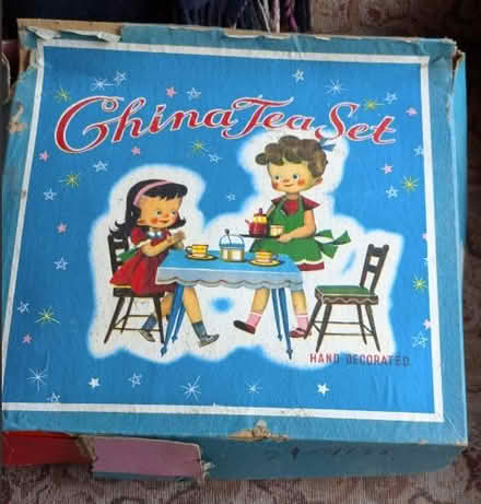 Photo of free 1950's china tea set (Shoreline near 185th) #1