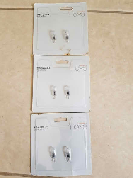 Photo of free Halogen G4 bulbs (Letchworth garden city SG6) #1