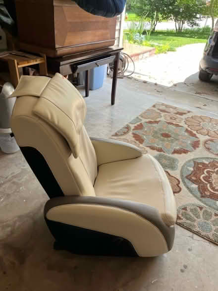 Photo of free Small leather chair (Kings park west) #1