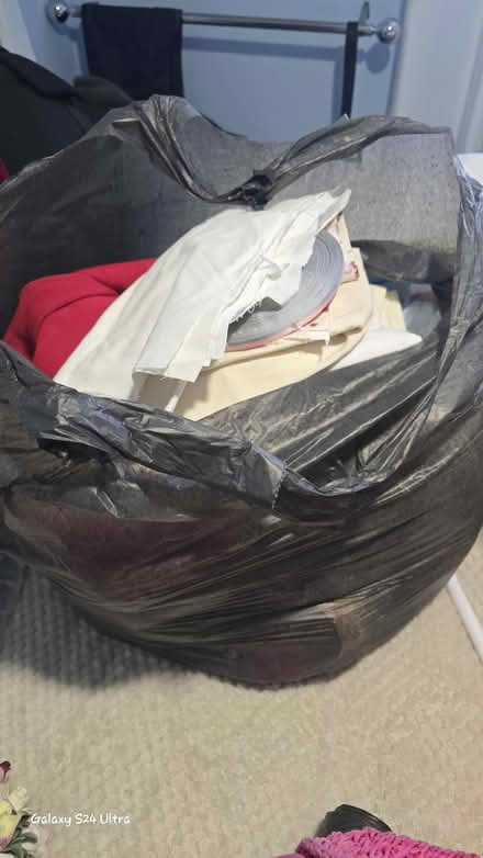 Photo of free Bag of sewing stuff (Shap CA10) #1