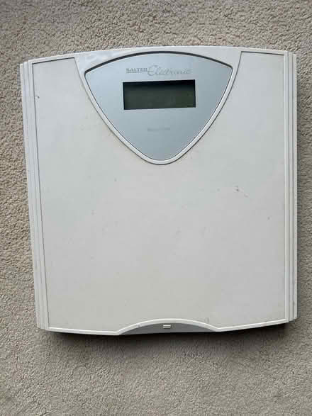 Photo of free Digital bathroom scales (Brompton DL6) #2