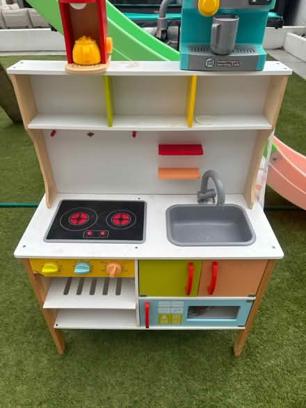 Photo of free Kitchen - with accessories (Bexleyheath DA7) #2