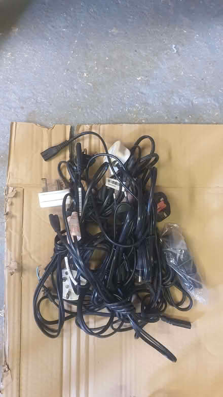 Photo of free Cables various (West Oxfordshire OX28) #2