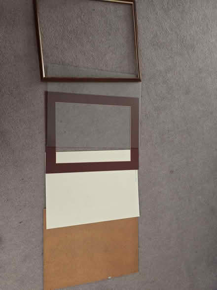 Photo of free Picture frame (Barkingside IG5) #2