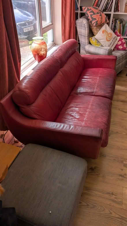 Photo of free Sofa (Heath End RG26) #3