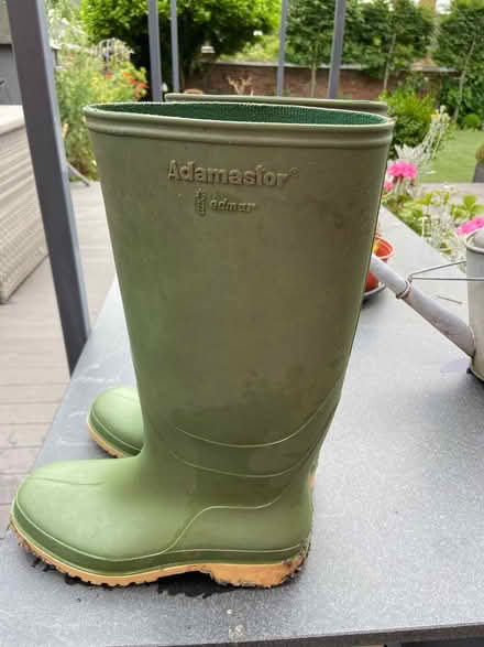 Photo of free size 10 men’s wellingtons (Stone staffordshire) #4