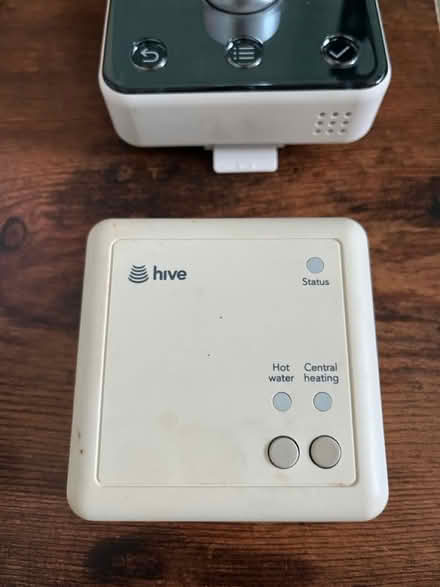 Photo of free Hive temperature controller (Holloway N7) #2