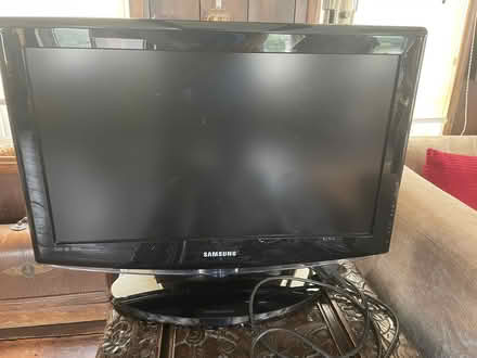 Photo of free Flat screen TV (Isleworth) #1