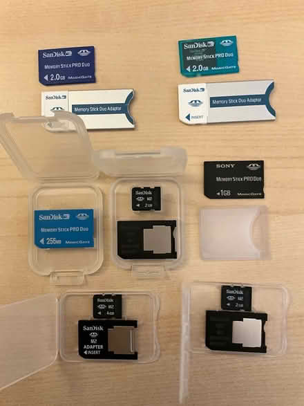 Photo of free Sony form-factor memory sticks (S5 Hatfield/Bellhouse) #1