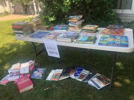 Photo of free books (Novi) #1