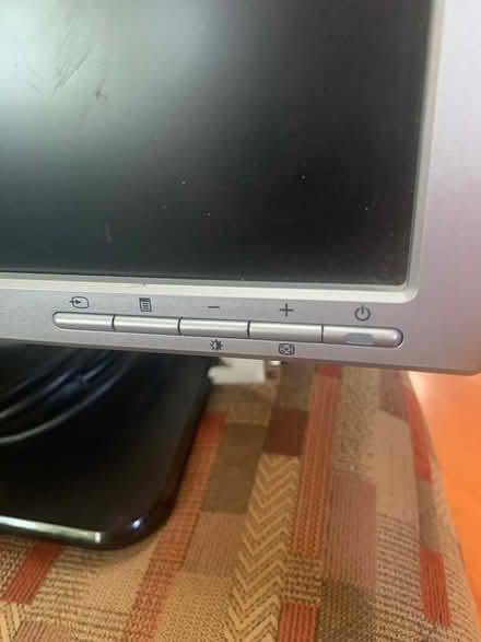 Photo of free Dell 19" Moinor (Mantua) #4