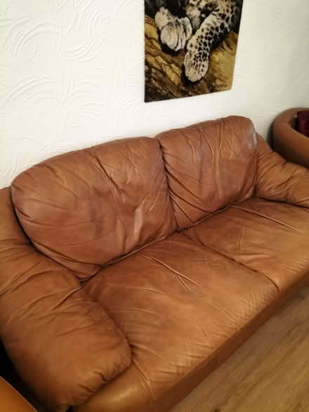Photo of free 3 seater leather sofa (Bedfont TW14) #3
