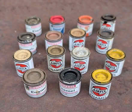 Photo of free 15 modelling paints (Stroud) #1