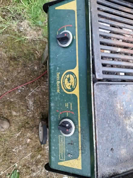 Photo of free Gas twin burner BBQ (Aughrim Co.wicklow) #4