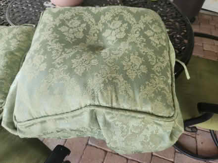 Photo of free 4 clean chair pads (Palm Harbor 34683 CR1 Tpa Rd) #1