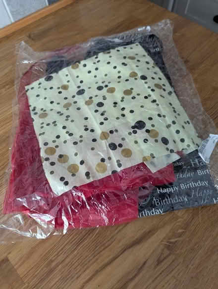 Photo of free Gift Wrap & Bottle Wrap (Grangeway area NN10) #4