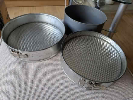Photo of free Cake baking tins (Woodstock OX20) #1