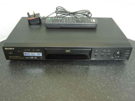 Photo of DVD Player (with HDMI Connection) (Maidenhead SL6) #1