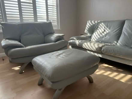 Photo of free Grey leather sofa set (SE18 Shooter’s Hill) #4