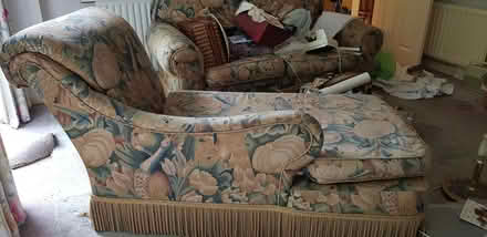 Photo of free Vintage chaise longue (Totteridge HW HP13) #3