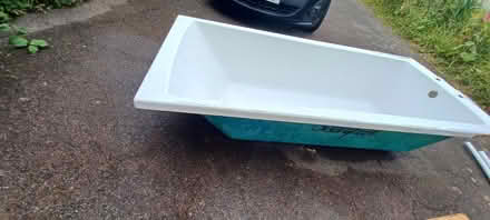 Photo of free bath (CT4) #1