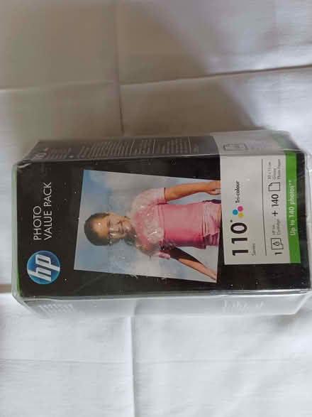 Photo of free HP Photo Value Pack (cartridge and photo paper) (Leire LE17) #1