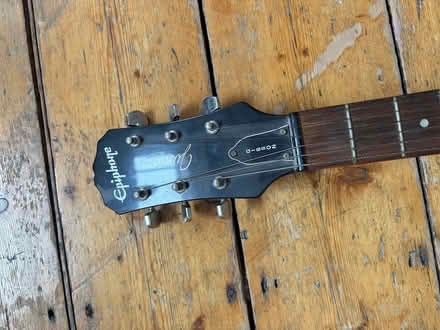 Photo of free Electric guitar - Epiphone Juniour (greenwich SE10) #4