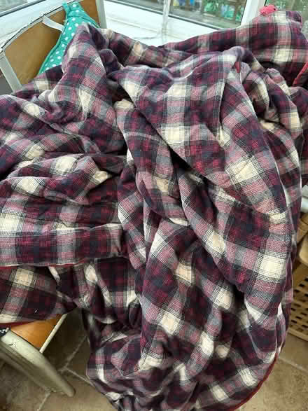 Photo of free Nearly new washed sleeping bag (Salvington bn13) #2