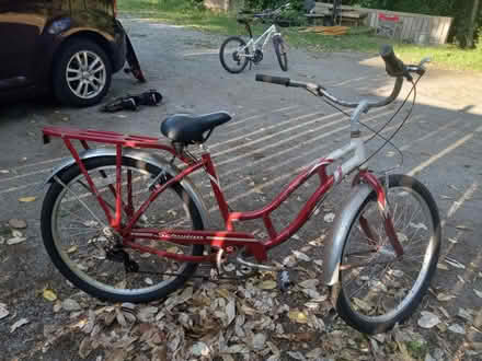 Photo of free Beat-up Beach Cruiser (Burien) #2