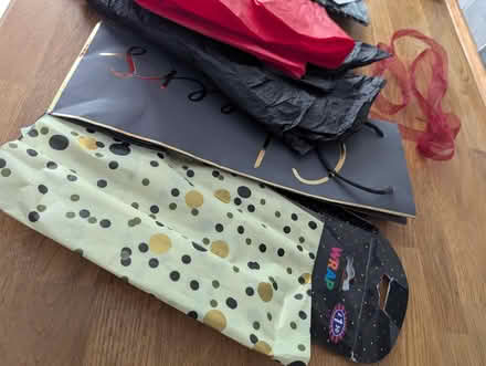 Photo of free Gift Wrap & Bottle Wrap (Grangeway area NN10) #3