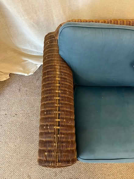 Photo of free Sofa (25-27 The Martletts BurgessHi) #4