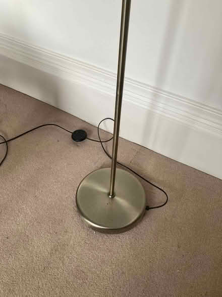 Photo of free Standing Lamp (East Sheen (SW14)) #4