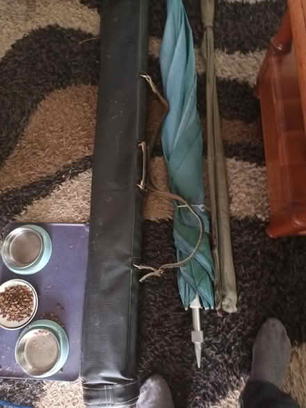 Photo of free Fishing Rod,bag and umbrella old needs attention (Bedmond WD5) #2