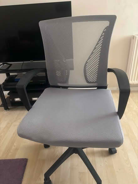 Photo of free Grey office/desk chair (Portsmouth PO2) #1