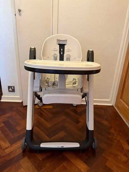 Photo of free High chair (Kingston upon Thames KT1 3NE) #3