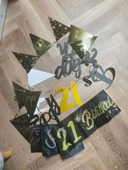 Photo of free 21st celebration decs (Epsom KT18) #1