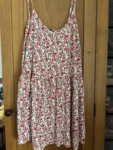 Photo of free top size 20 (Moor Allerton LS17) #1